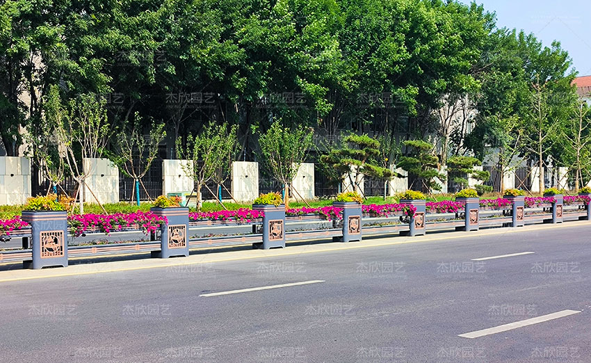 花箱在城市道路綠化中的作用有多少？